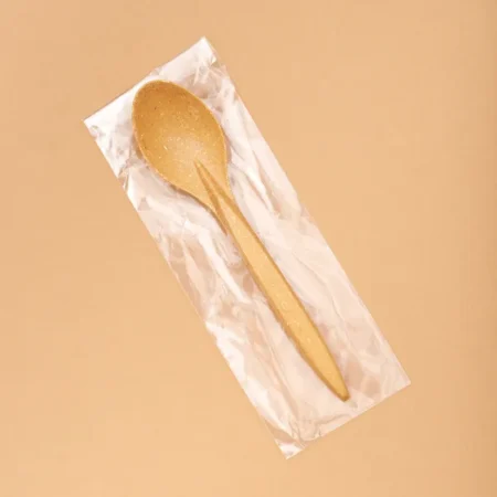vienreizējie galda piederumi disposable cutlery