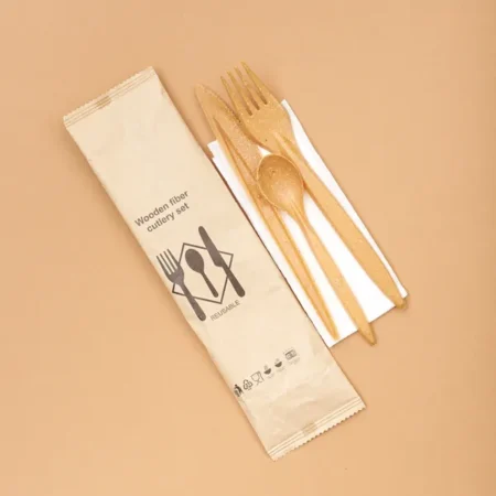 vienreizējo piederumu komplets disposable cutlery